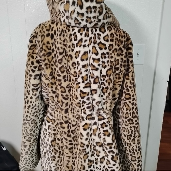 Dennis Basso Animal Print Teddy Jacket - Picture 2 of 13